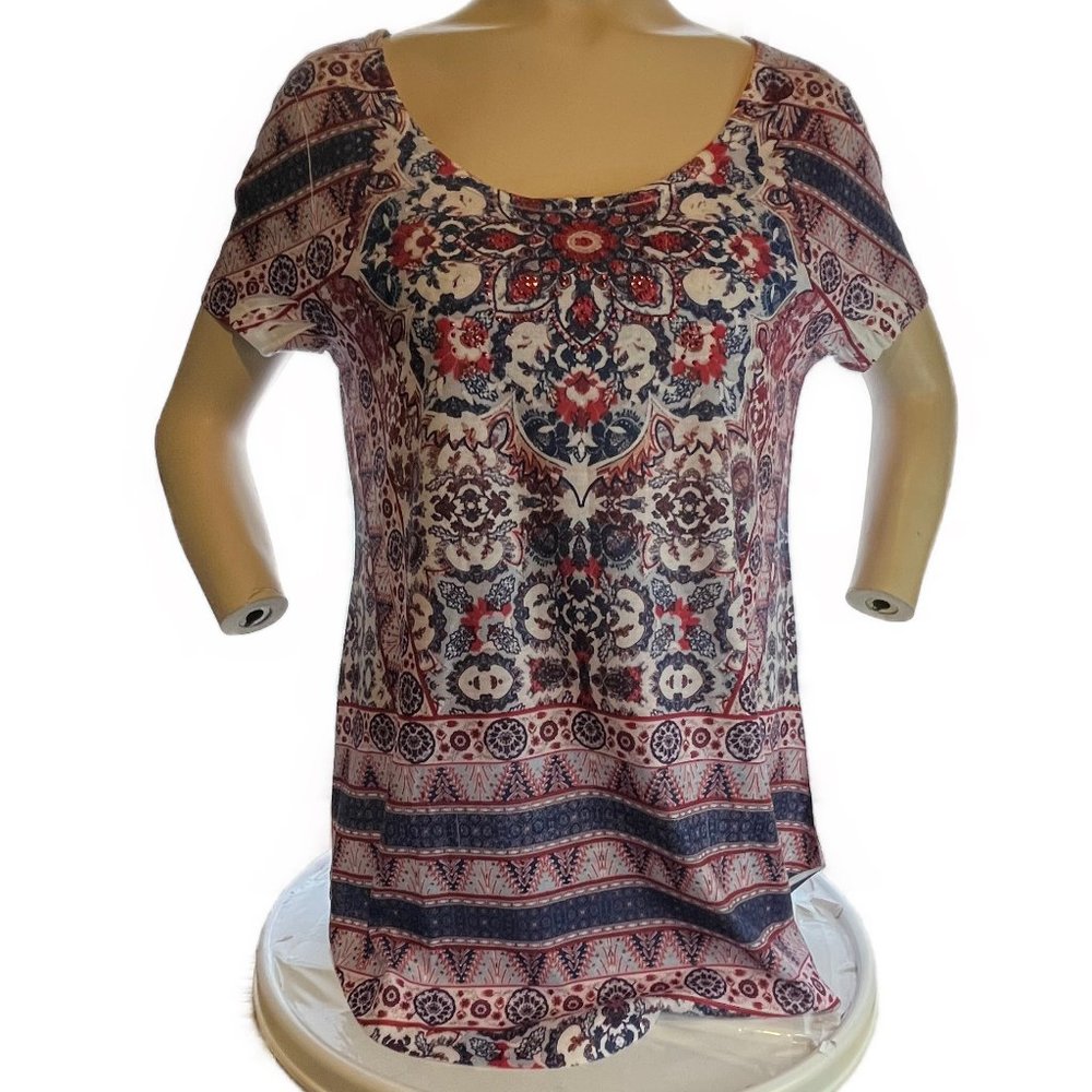 WORLD UNITY RED, WHITE, & BLUE TOP WITH RED RHINESTONES, NWOT SZ L